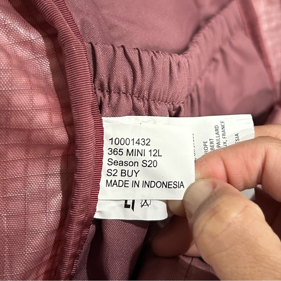 Dakine 365 Mini 12L Kids Backpack Small Faded Grape Tablet Sleeve Bookbag Pink - Picture 2 of 7